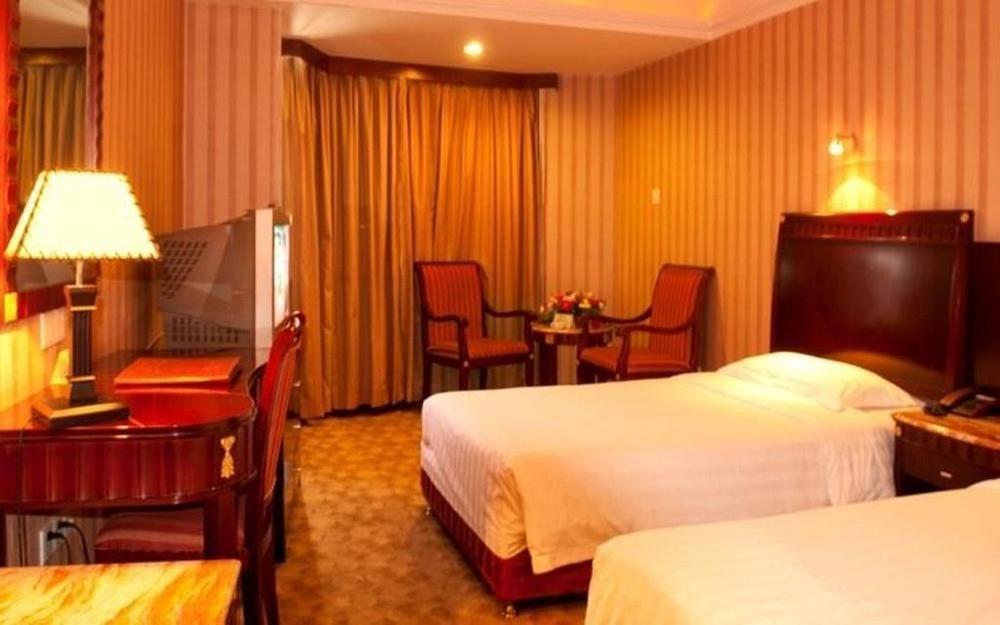 Chengdu Grand Hotel Экстерьер фото