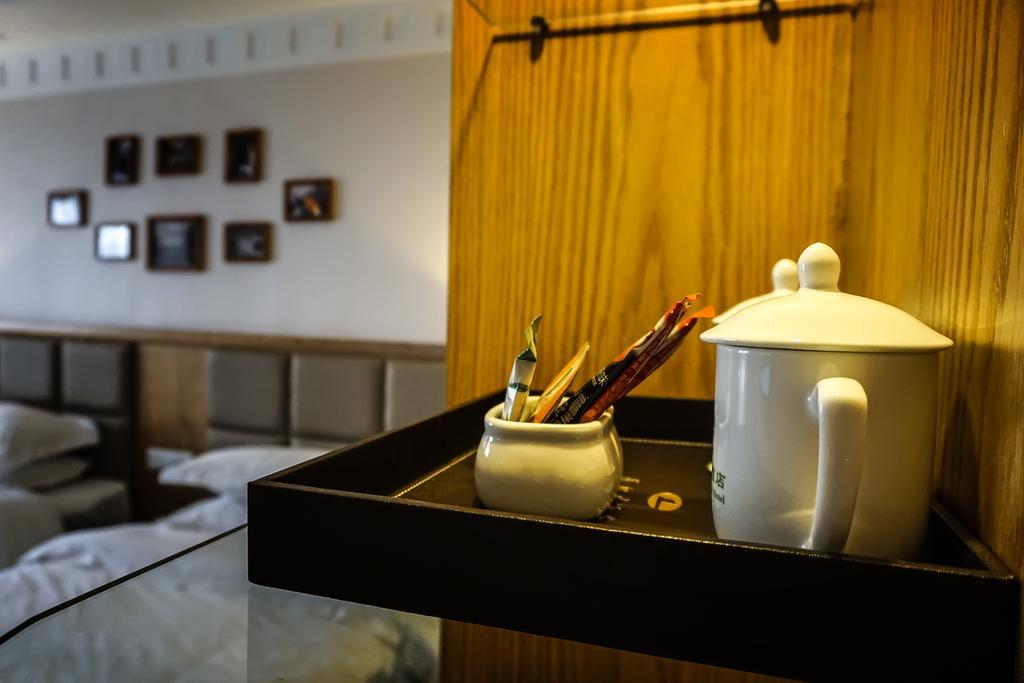 Chengdu Grand Hotel Экстерьер фото